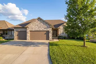 1433 10th St Cir SE, New Prague, MN 56071 - Photo 5