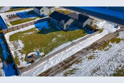 337 6th Street SE, Dover, MN 55929 - Photo 3