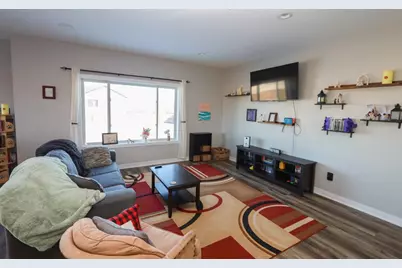 337 6th Street SE, Dover, MN 55929 - Photo 5