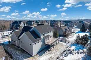 5425 Niagara Ln N, Plymouth, MN 55446 - Photo 9