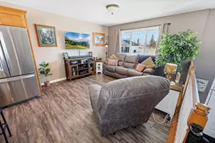 1011 Waters Edge Cir, Avon, MN 56310 - Photo 7