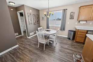 1011 Waters Edge Cir, Avon, MN 56310 - Photo 5