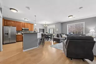 139 Stallion Ln, Circle Pines, MN 55014 - Photo 7