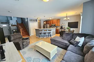 139 Stallion Ln, Circle Pines, MN 55014 - Photo 3