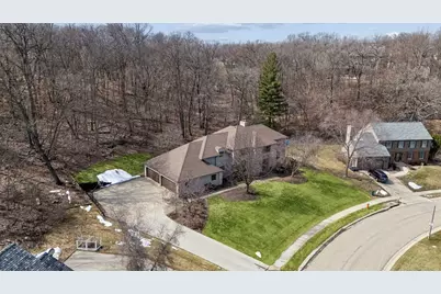 1337 Woodland Drive SW, Rochester, MN 55902 - Photo 3