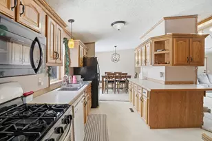 411 Rosabelle Ct, Grasston, MN 55030 - Photo 9