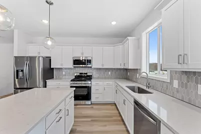 1251 Trail Way, New Richmond, WI 54017 - Photo 3