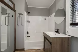 675 Edmund Ave, Saint Paul, MN 55104 - Photo 19