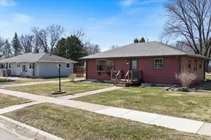 1605 Knight Ave N, Glencoe, MN 55336 - Photo 1