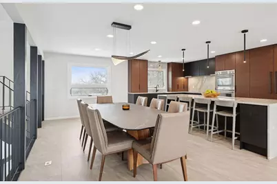 4652 Nine Oaks Circle, Bloomington, MN 55437 - Photo 15