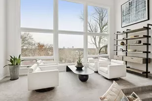 4652 9 Oaks Cir, Bloomington, MN 55437 - Photo 5