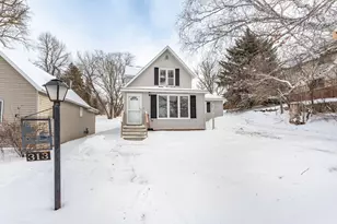 313 3rd St SE, Pelican Rapids, MN 56572 - Photo 1