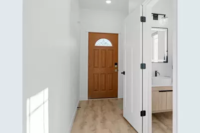 425 W 8th Street #24, New Richmond, WI 54017 - Photo 17