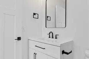 425 W 8th St, New Richmond, WI 54017 - Photo 15