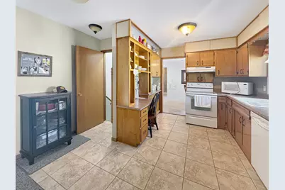 3085 30th Street, Slayton, MN 56172 - Photo 5