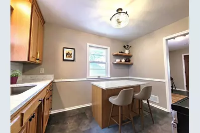 8911 Greystone Avenue S, Cottage Grove, MN 55016 - Photo 3