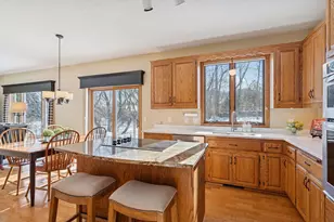 13850 Pennock Ave, Apple Valley, MN 55124 - Photo 23