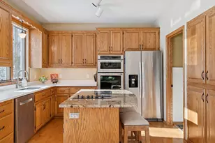 13850 Pennock Ave, Apple Valley, MN 55124 - Photo 19