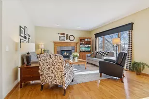 13850 Pennock Ave, Apple Valley, MN 55124 - Photo 11