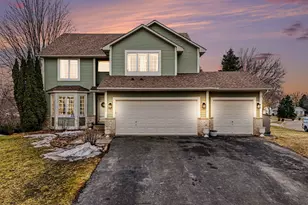 7625 Teal Rd, Woodbury, MN 55125 - Photo 1