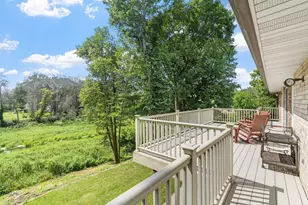 481 Peavey Ln, Wayzata, MN 55391 - Photo 9