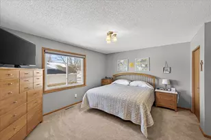 9141 Sierra Rd, Woodbury, MN 55125 - Photo 15