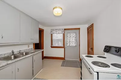 3729 & 3731 E 2nd Street, Superior, WI 54880 - Photo 11