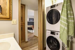 220 8th St S, Fargo,  58103 - Photo 15