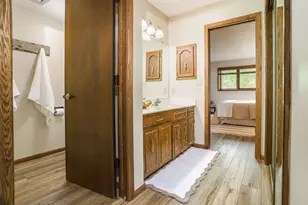 220 8th St S, Fargo,  58103 - Photo 23