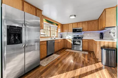 326 N Belvidere Street, Buffalo City, WI 54622 - Photo 9