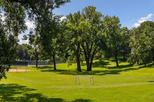 1620 Kenwood Pkwy, Minneapolis, MN 55405 - Photo 95