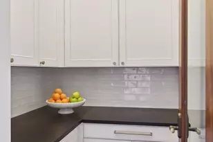 1620 Kenwood Pkwy, Minneapolis, MN 55405 - Photo 31