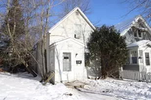 2869 Exeter St, Duluth, MN 55806 - Photo 1