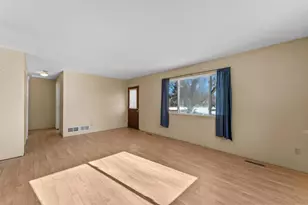 30140 Neal Ave, Lindstrom, MN 55045 - Photo 3