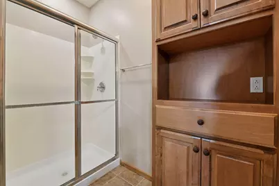 7703 Vasserman Place, Chanhassen, MN 55317 - Photo 15