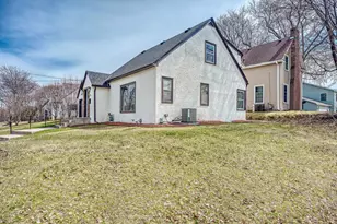124 King St W, Saint Paul, MN 55107 - Photo 25