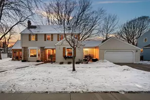 1203 9th St NW, Austin, MN 55912 - Photo 3