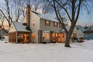 1203 9th St NW, Austin, MN 55912 - Photo 1