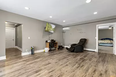 110 Mill Street W, Winthrop, MN 55396 - Photo 9