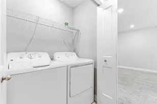 8042 Abercrombie Ln, Woodbury, MN 55129 - Photo 3