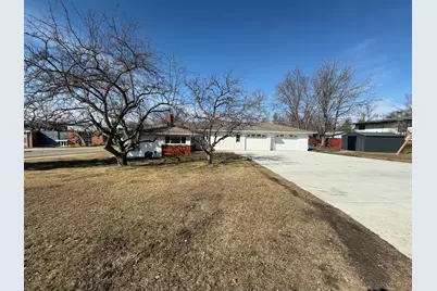 420 James Street, Detroit Lakes, MN 56501 - Photo 1