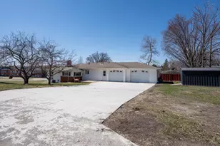 420 James St, Detroit Lakes, MN 56501 - Photo 1