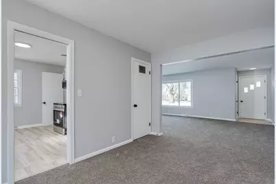 513 Blue Earth Street, Mankato, MN 56001 - Photo 13