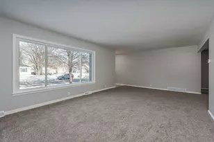 513 Blue Earth St, Mankato, MN 56001 - Photo 15