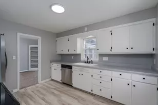 513 Blue Earth St, Mankato, MN 56001 - Photo 11