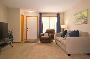 2755 Meadow Brook Dr, Woodbury, MN 55125 - Photo 11