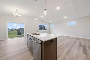 1335 Orchid Wy, New Richmond, WI 54017 - Photo 21