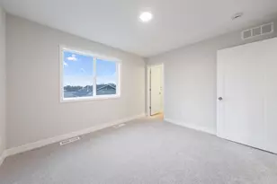 1335 Orchid Wy, New Richmond, WI 54017 - Photo 27