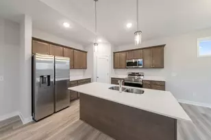 1335 Orchid Wy, New Richmond, WI 54017 - Photo 21