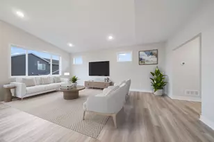 1335 Orchid Wy, New Richmond, WI 54017 - Photo 5